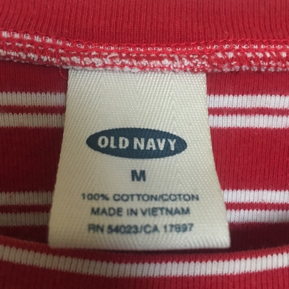 Old Navy Red with white stripes Women’s Top - Picture 2 of 3